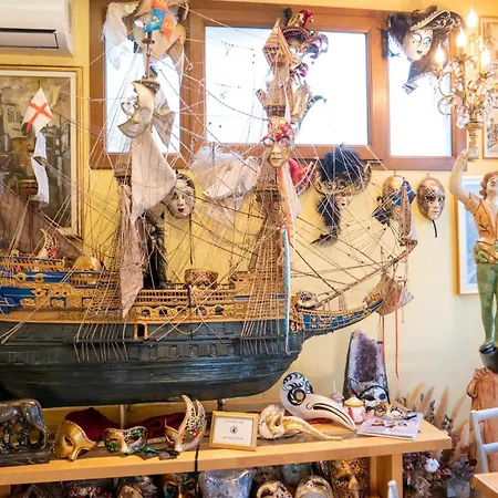 New Aurora Venice Bed & Breakfast *