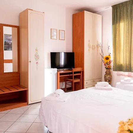 New Aurora Venice マルゲーラ