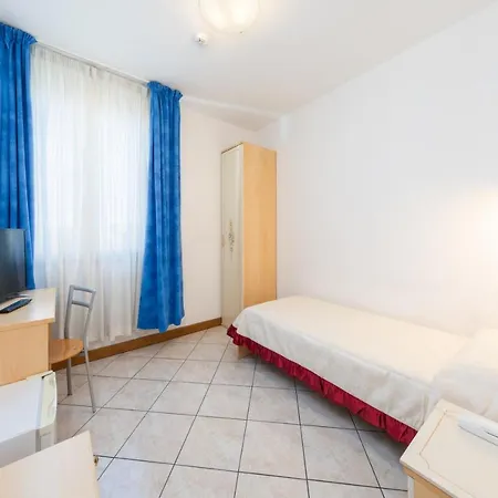 New Aurora Venice Bed & Breakfast