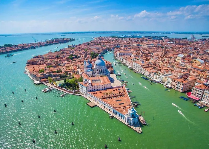 New Aurora Venice 马格拉