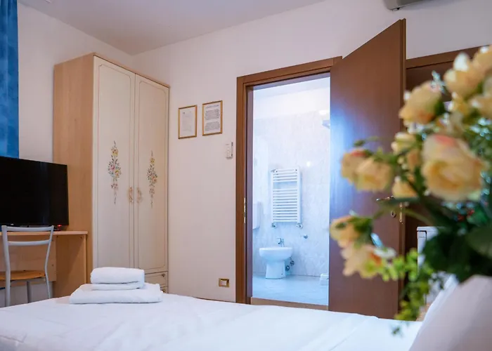 New Aurora Venice فندق مبيت وإفطار