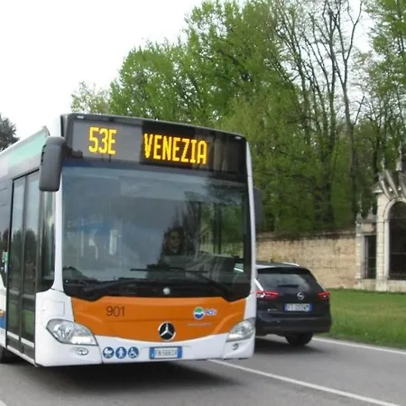 New Aurora Venice Oda ve Kahvaltı Marghera