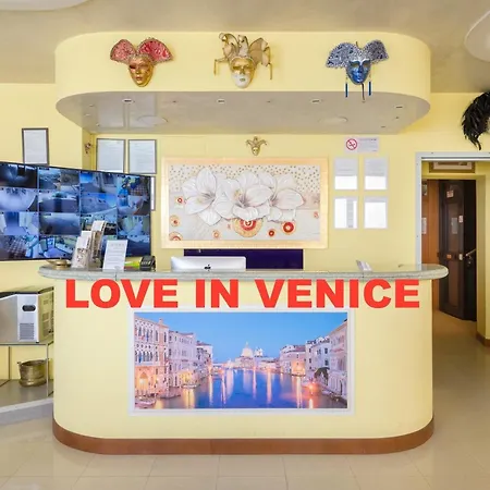 New Aurora Venice * Marghera