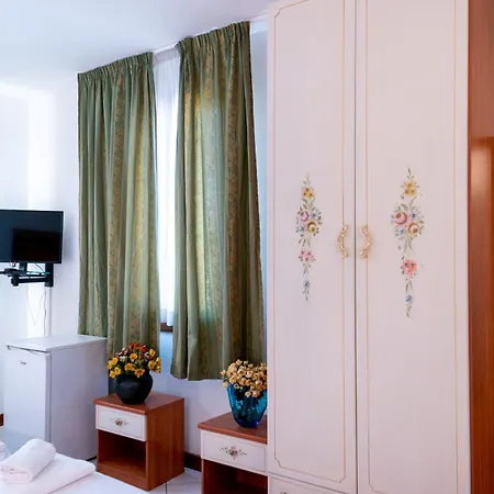 Bed & Breakfast New Aurora Venice *