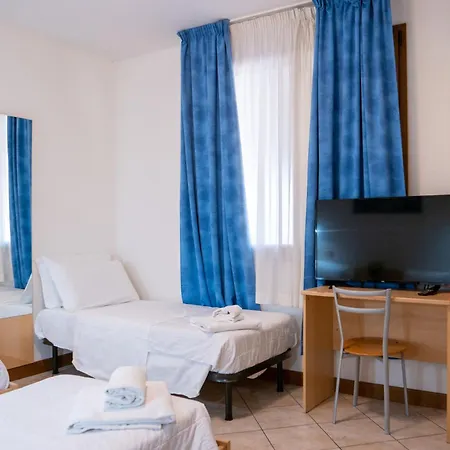 New Aurora Venice Bed & Breakfast *