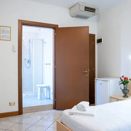New Aurora Venice Bed & Breakfast