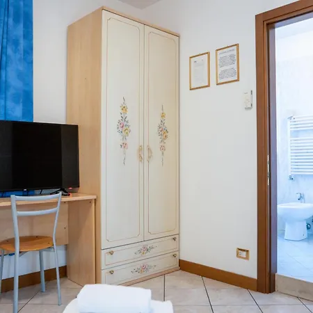 New Aurora Venice Bed & Breakfast *