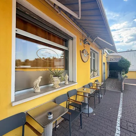 Nuova Aurora Bed & Breakfast *