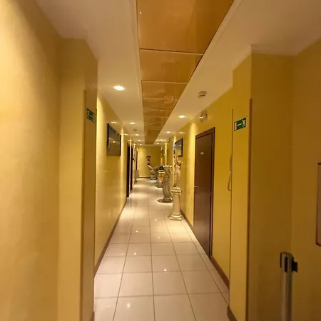 Nuova Aurora Bed & Breakfast *